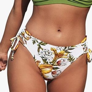 Cupshe bikini bottom